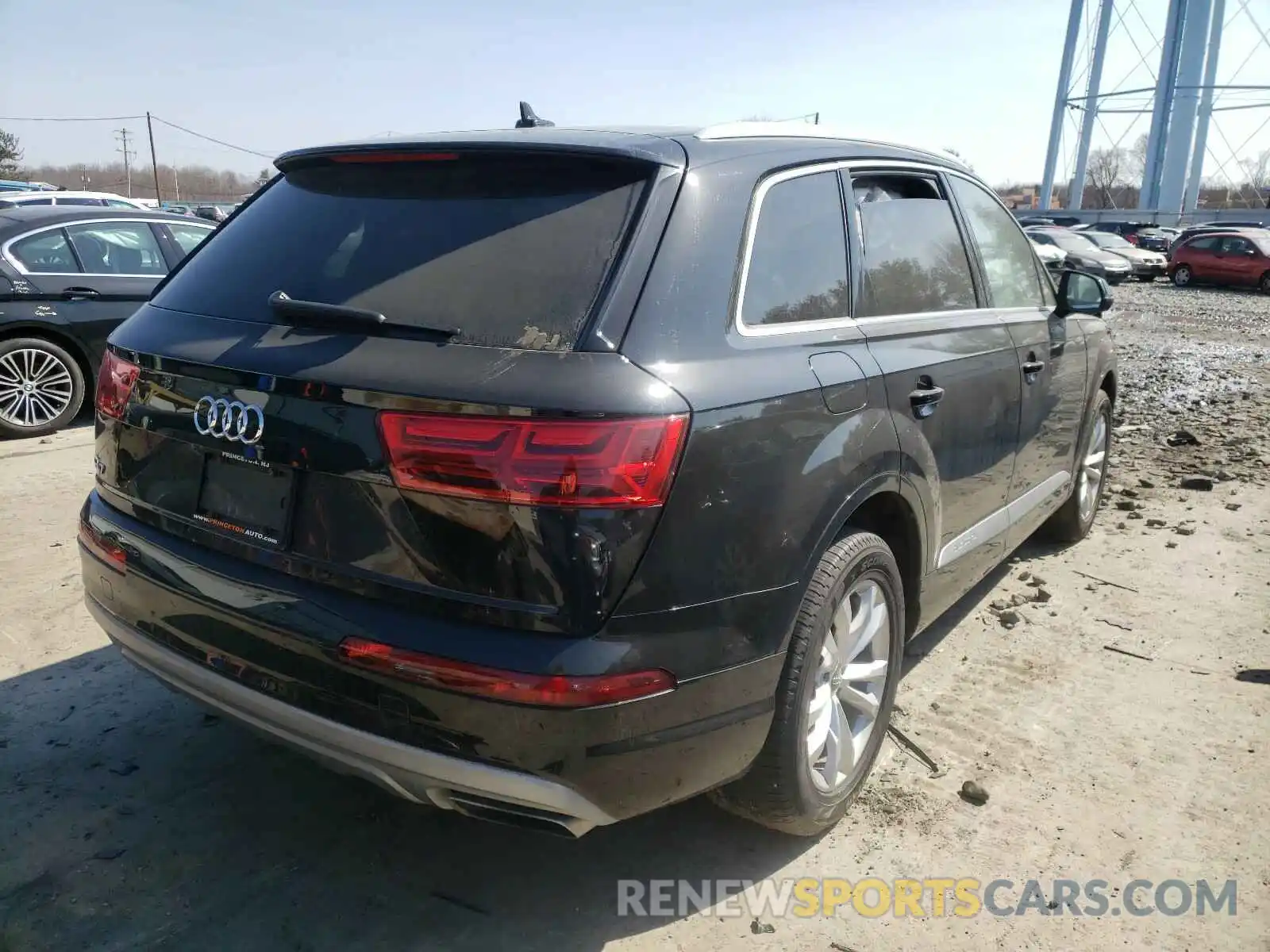 4 Фотография поврежденного автомобиля WA1AHAF74KD014934 AUDI Q7 2019