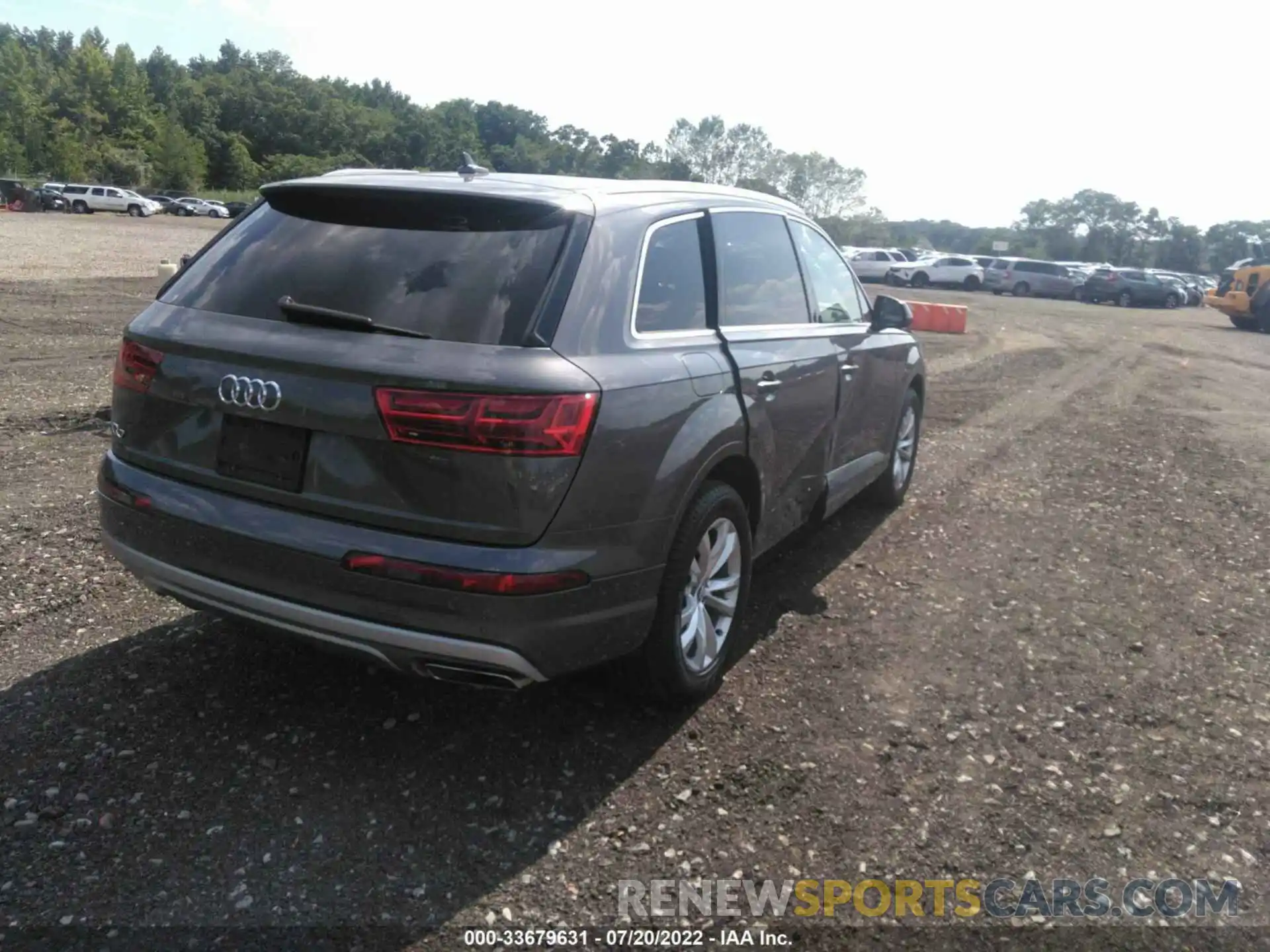 4 Фотография поврежденного автомобиля WA1AHAF74KD015758 AUDI Q7 2019