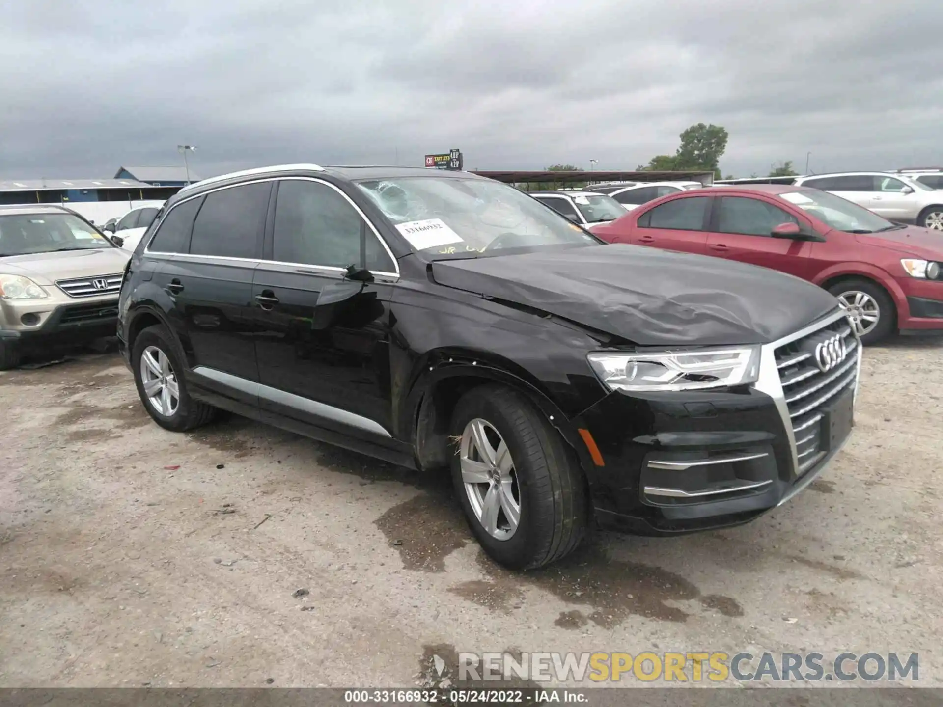 1 Photograph of a damaged car WA1AHAF74KD023343 AUDI Q7 2019