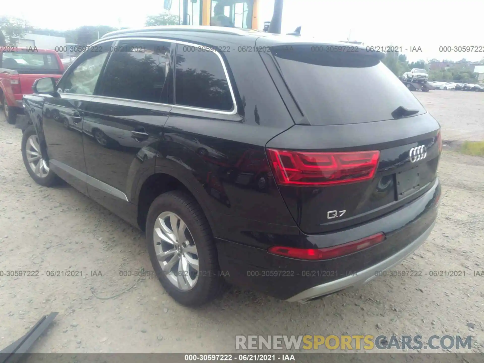 3 Фотография поврежденного автомобиля WA1AHAF75KD025232 AUDI Q7 2019