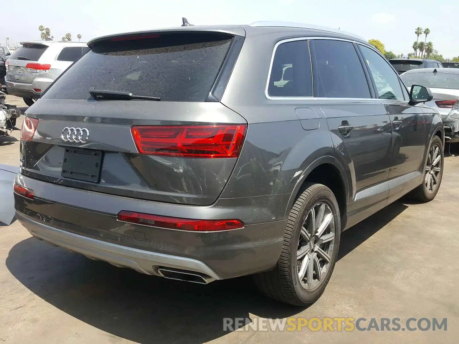 4 Фотография поврежденного автомобиля WA1AHAF75KD026042 AUDI Q7 2019