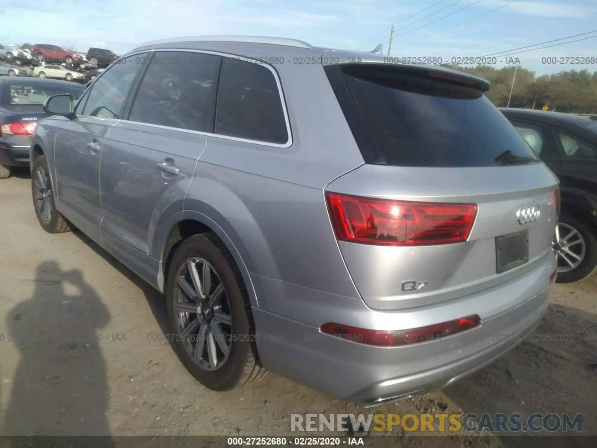 3 Фотография поврежденного автомобиля WA1AHAF75KD029426 AUDI Q7 2019