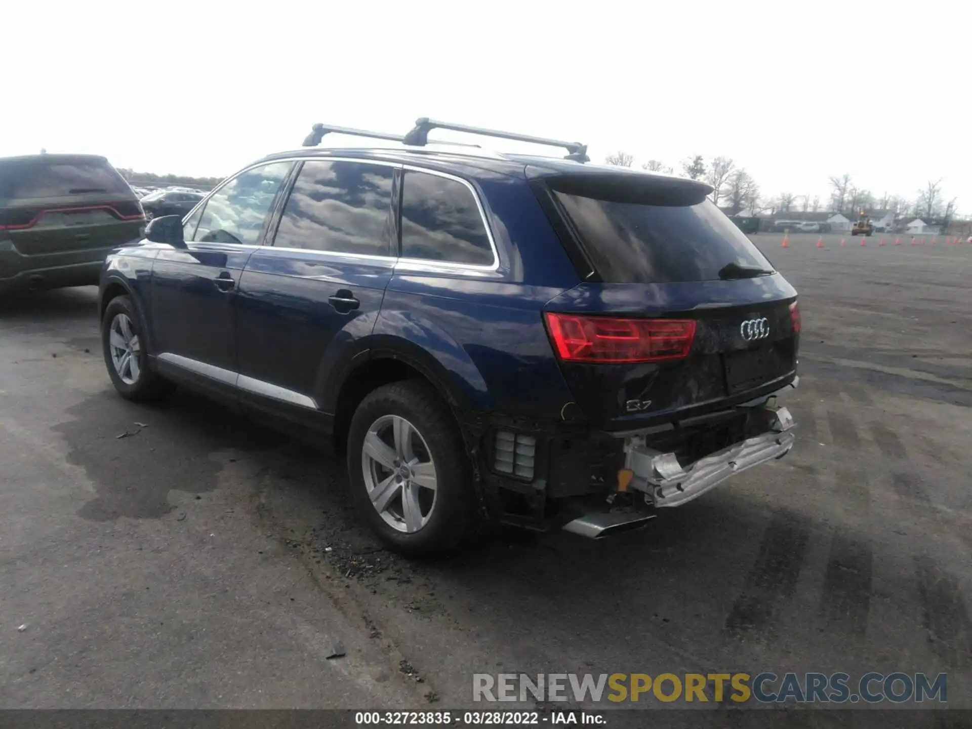 3 Фотография поврежденного автомобиля WA1AHAF76KD043352 AUDI Q7 2019