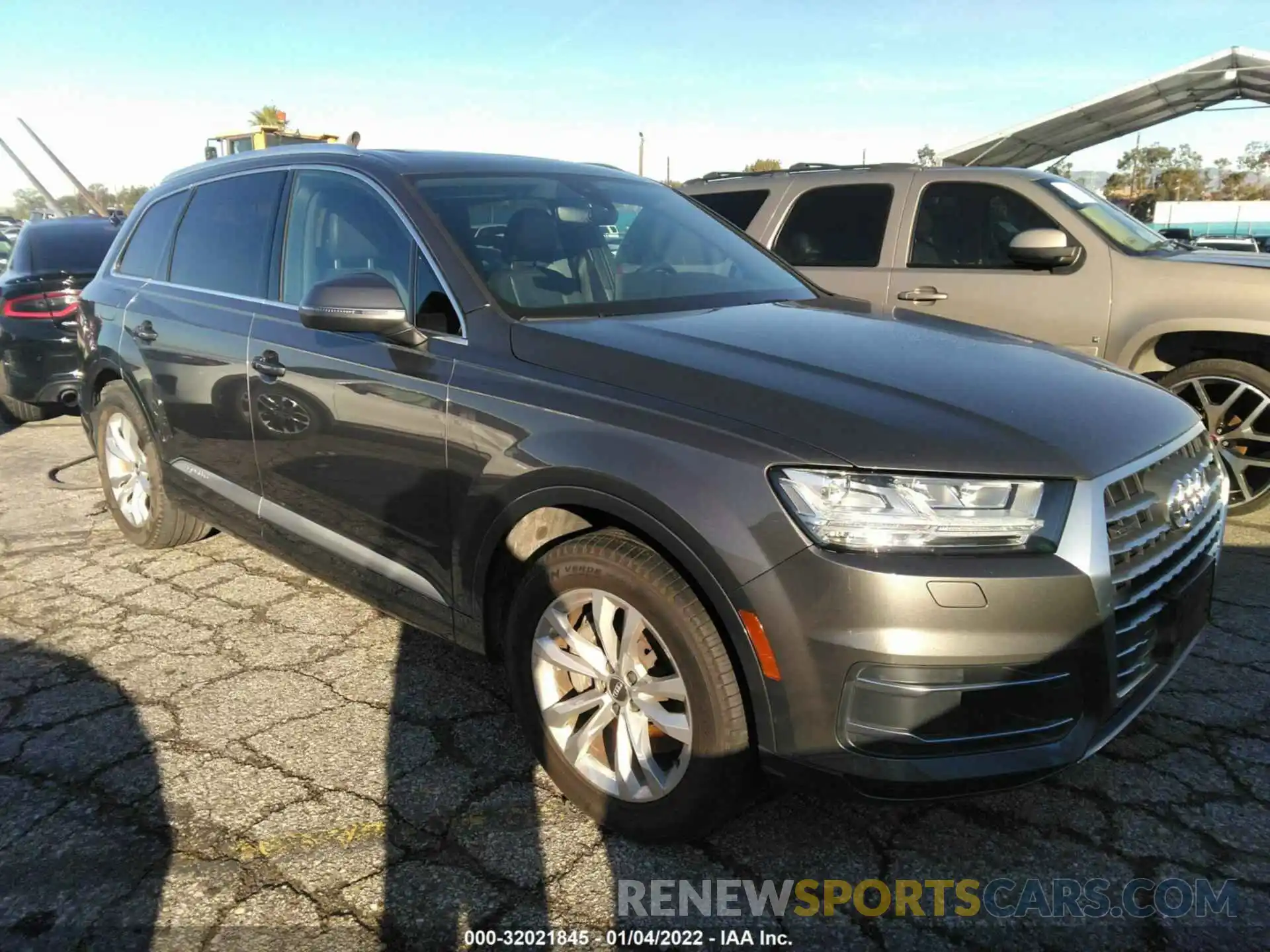 1 Photograph of a damaged car WA1AHAF76KD047370 AUDI Q7 2019