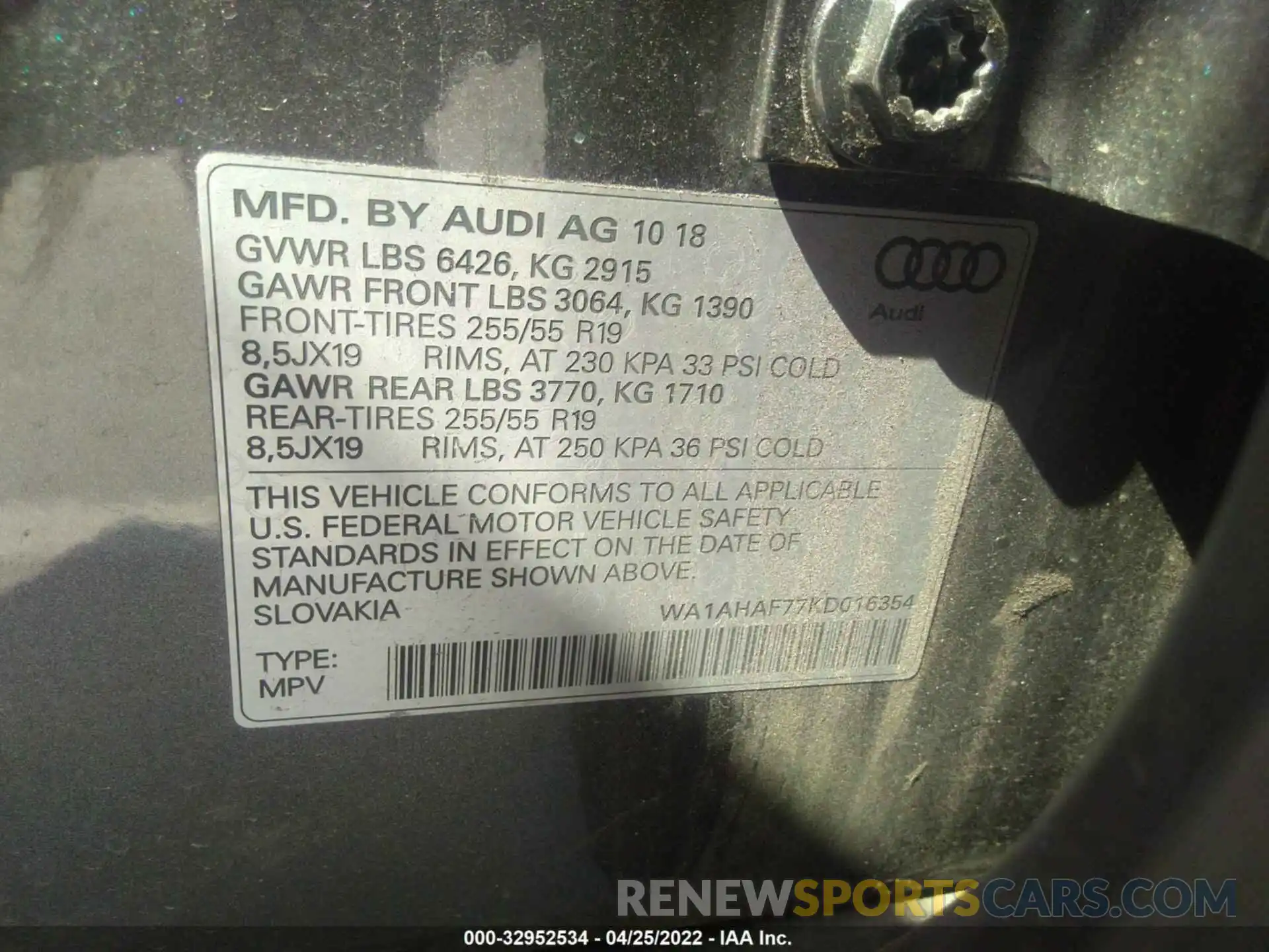 9 Фотография поврежденного автомобиля WA1AHAF77KD016354 AUDI Q7 2019