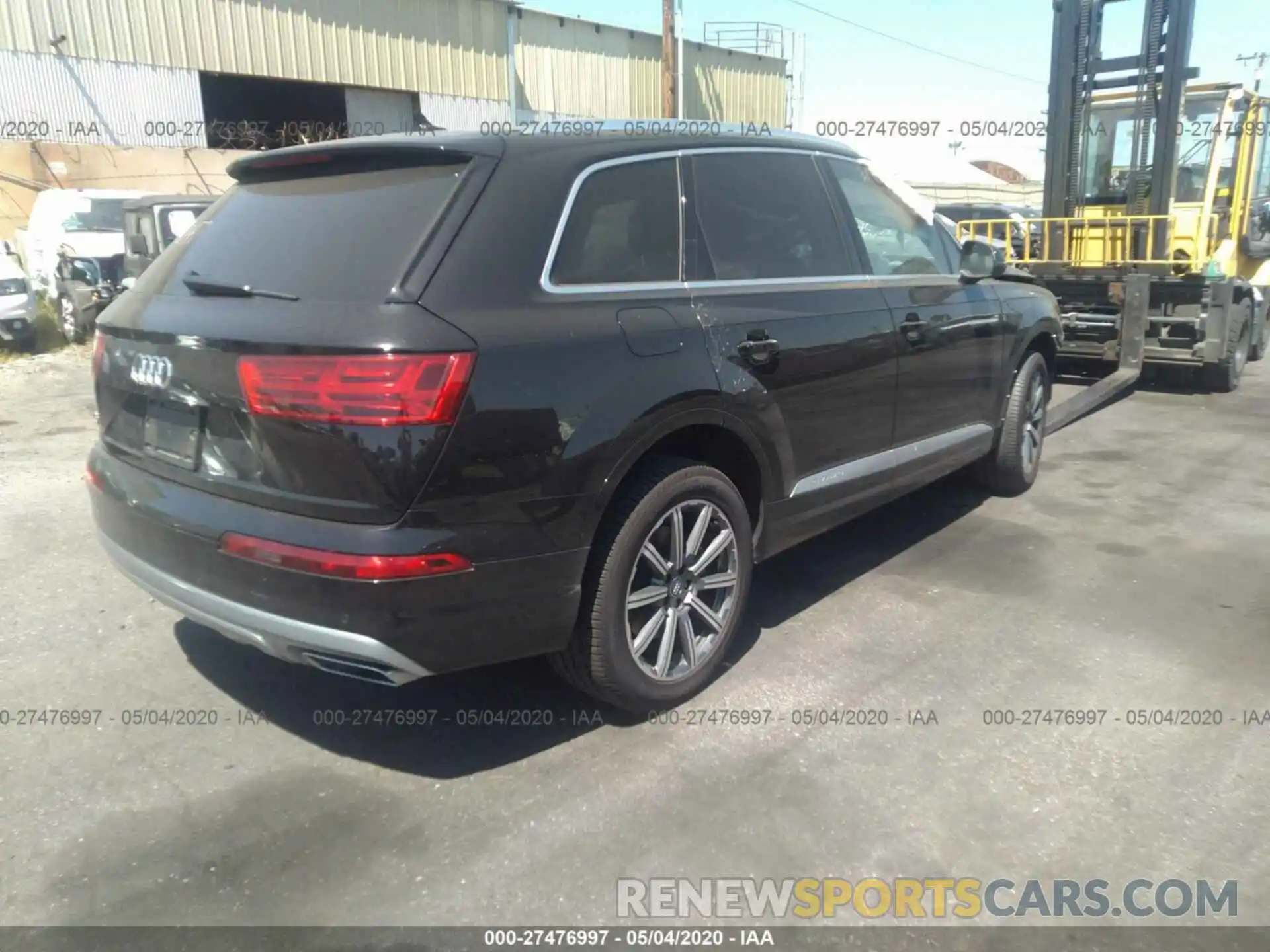 4 Фотография поврежденного автомобиля WA1AHAF77KD027774 AUDI Q7 2019