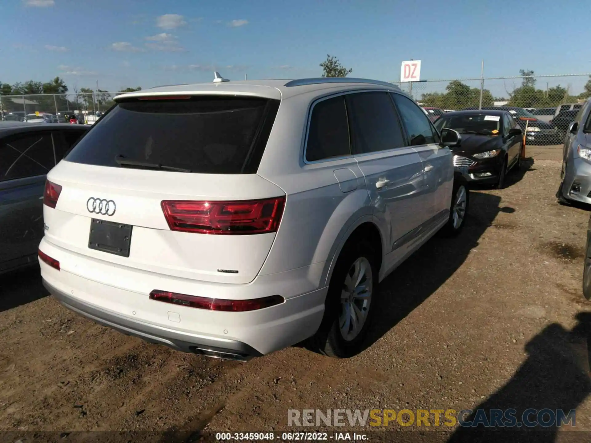 4 Фотография поврежденного автомобиля WA1AHAF77KD032599 AUDI Q7 2019