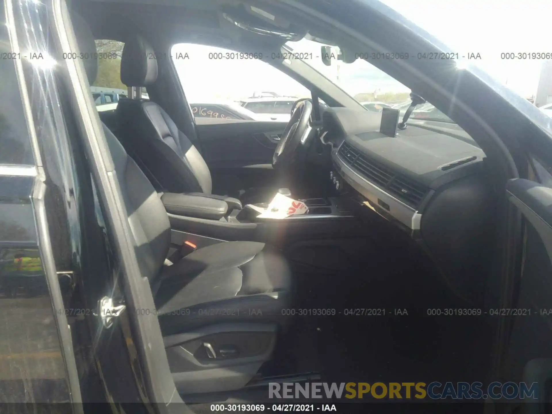 5 Photograph of a damaged car WA1AHAF78KD023040 AUDI Q7 2019