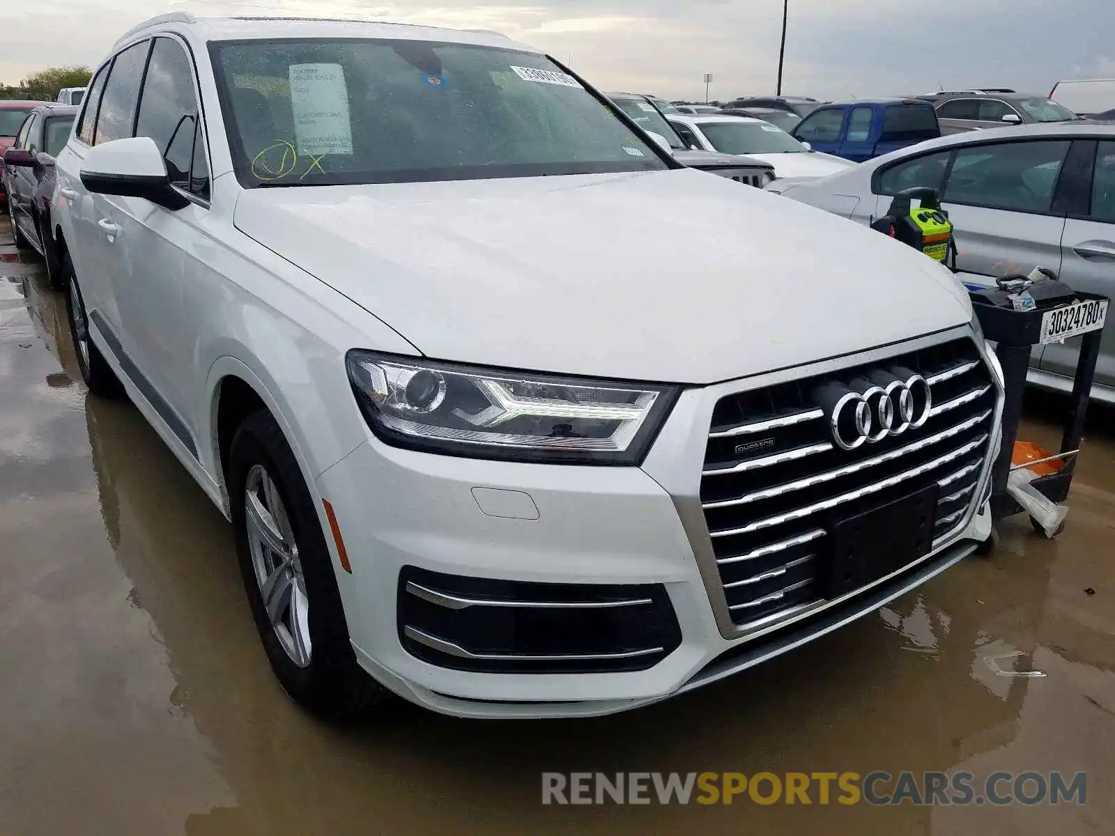 1 Photograph of a damaged car WA1AHAF79KD023287 AUDI Q7 2019