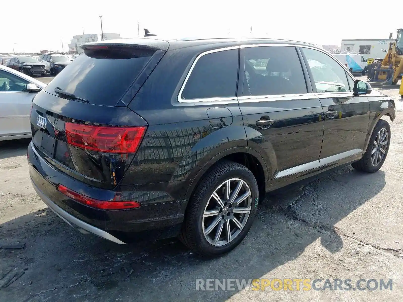 4 Фотография поврежденного автомобиля WA1AHAF79KD027419 AUDI Q7 2019