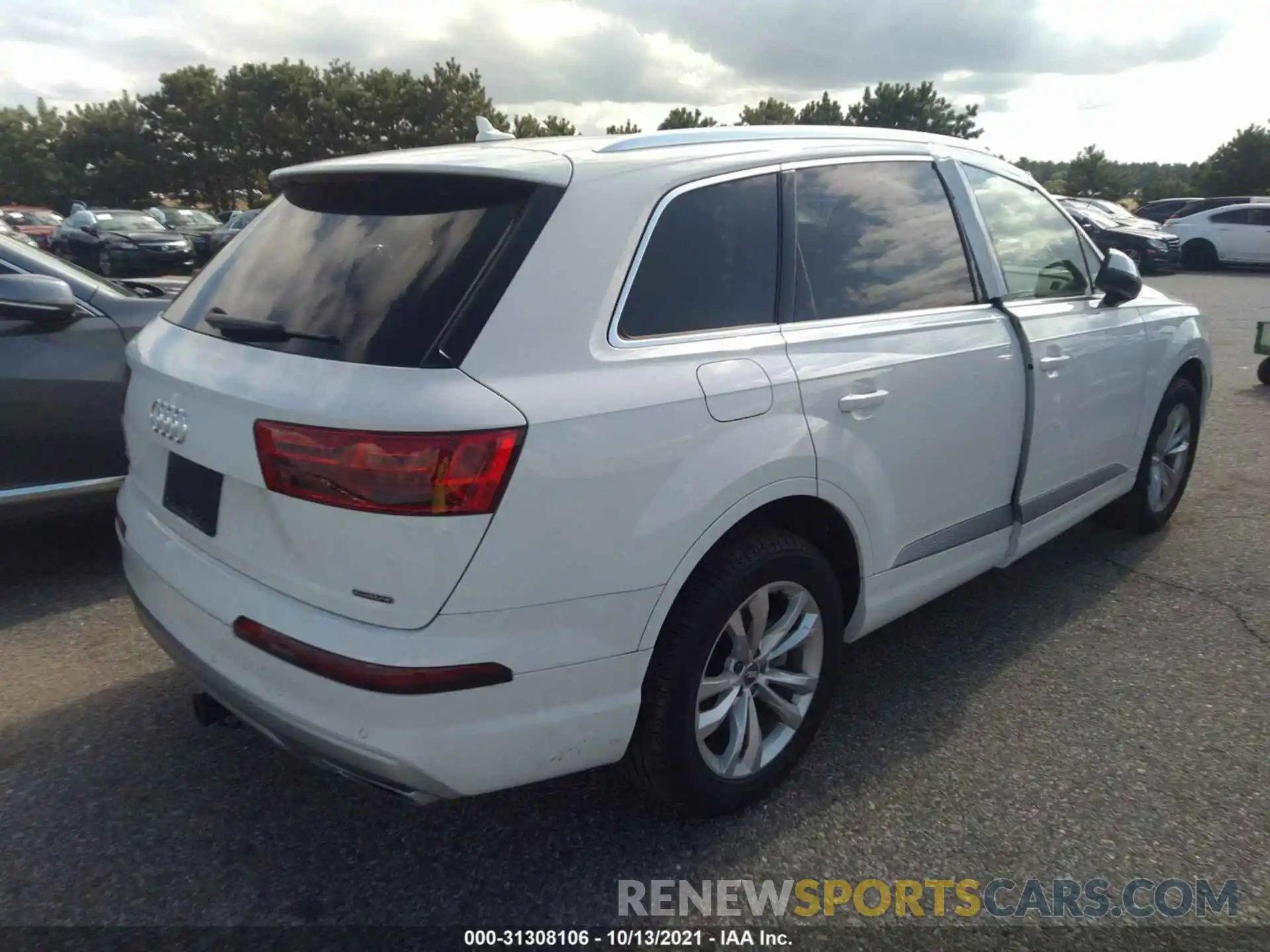 4 Фотография поврежденного автомобиля WA1AHAF79KD047444 AUDI Q7 2019