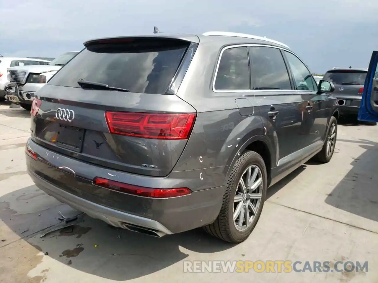 4 Фотография поврежденного автомобиля WA1AHAF7XKD032418 AUDI Q7 2019