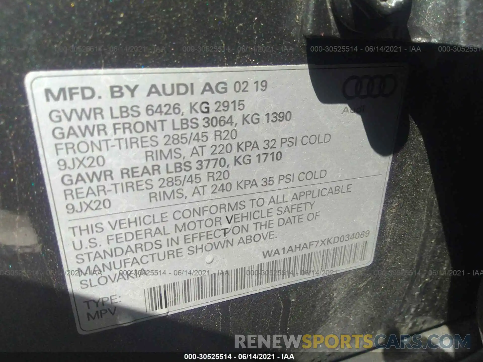 9 Фотография поврежденного автомобиля WA1AHAF7XKD034069 AUDI Q7 2019