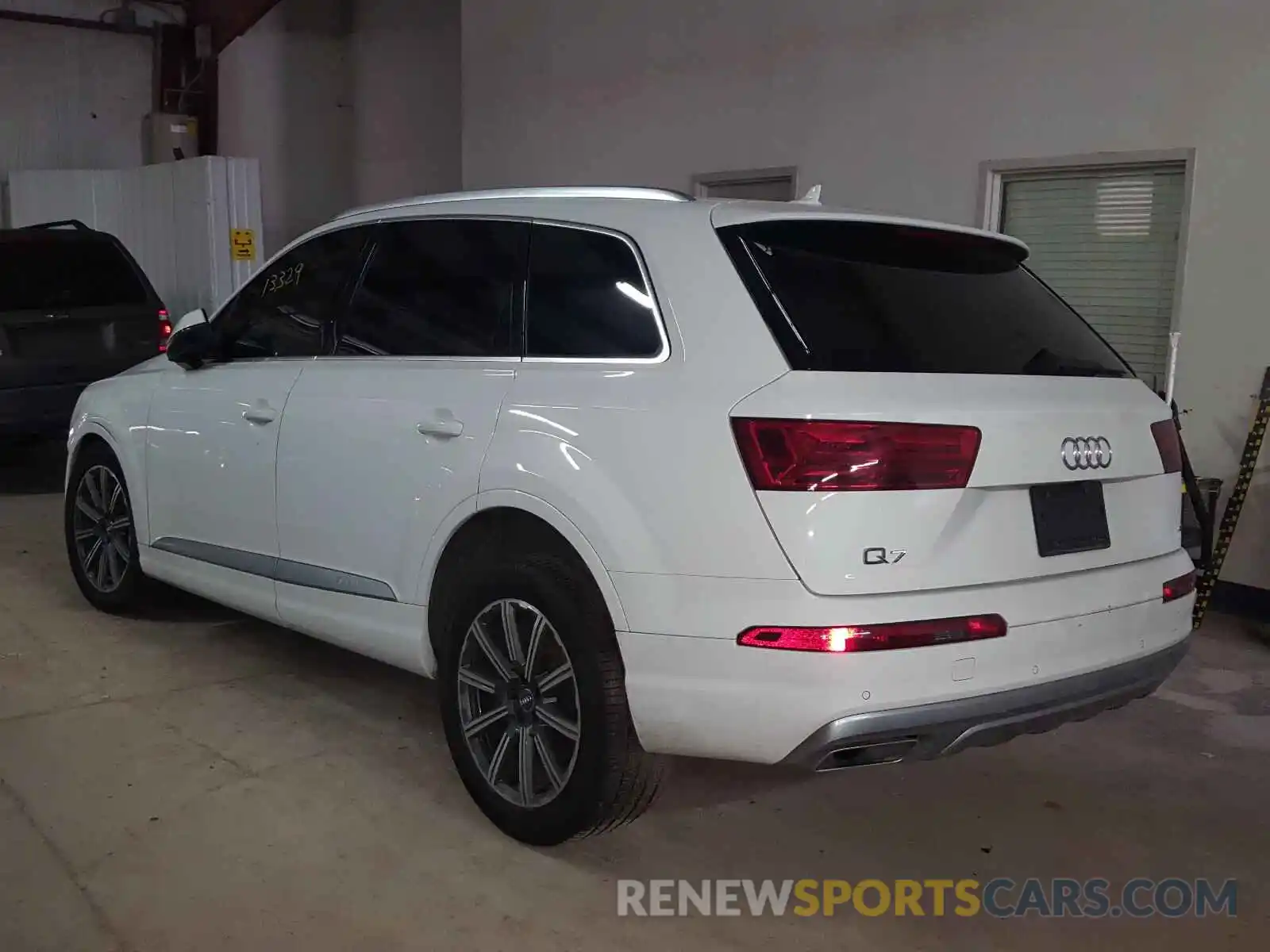 3 Фотография поврежденного автомобиля WA1AHBF70KD028593 AUDI Q7 2019