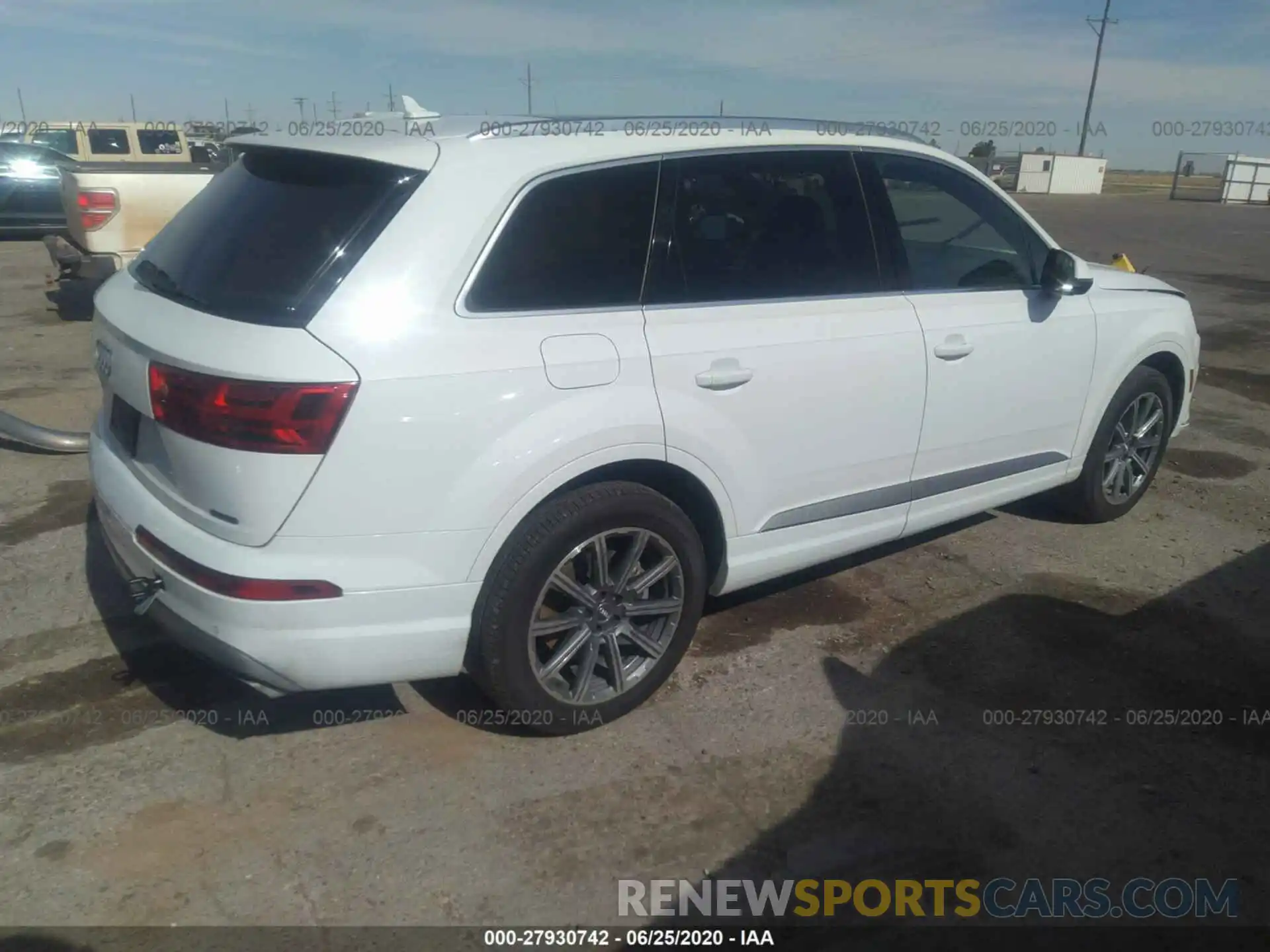 4 Фотография поврежденного автомобиля WA1AHBF71KD039330 AUDI Q7 2019