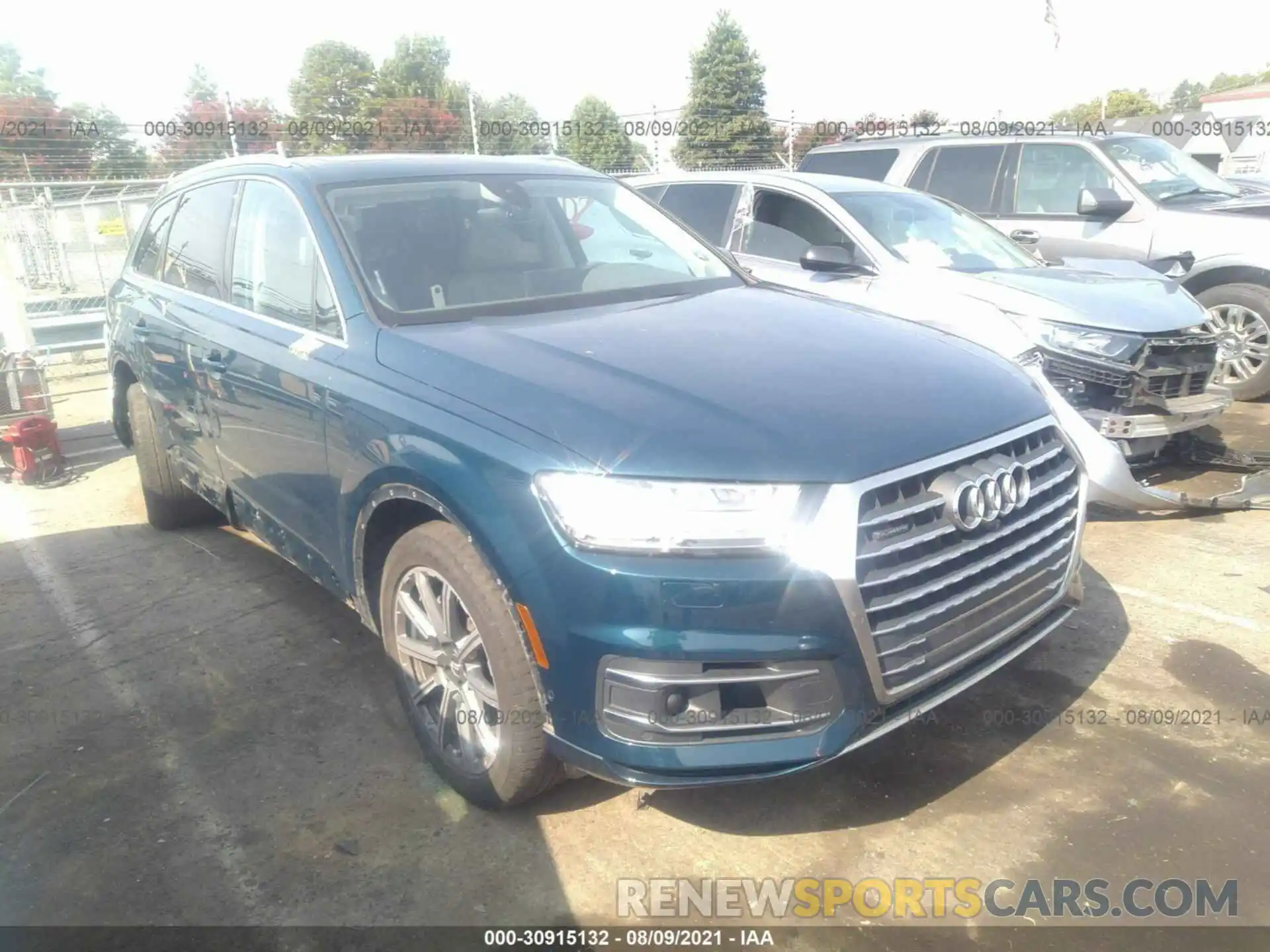 1 Photograph of a damaged car WA1LAAF70KD005368 AUDI Q7 2019