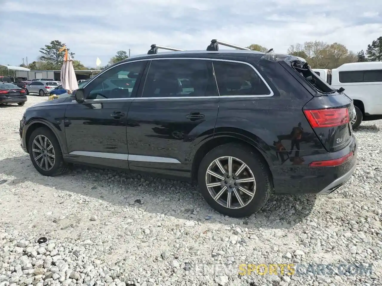 2 Photograph of a damaged car WA1LAAF70KD007296 AUDI Q7 2019