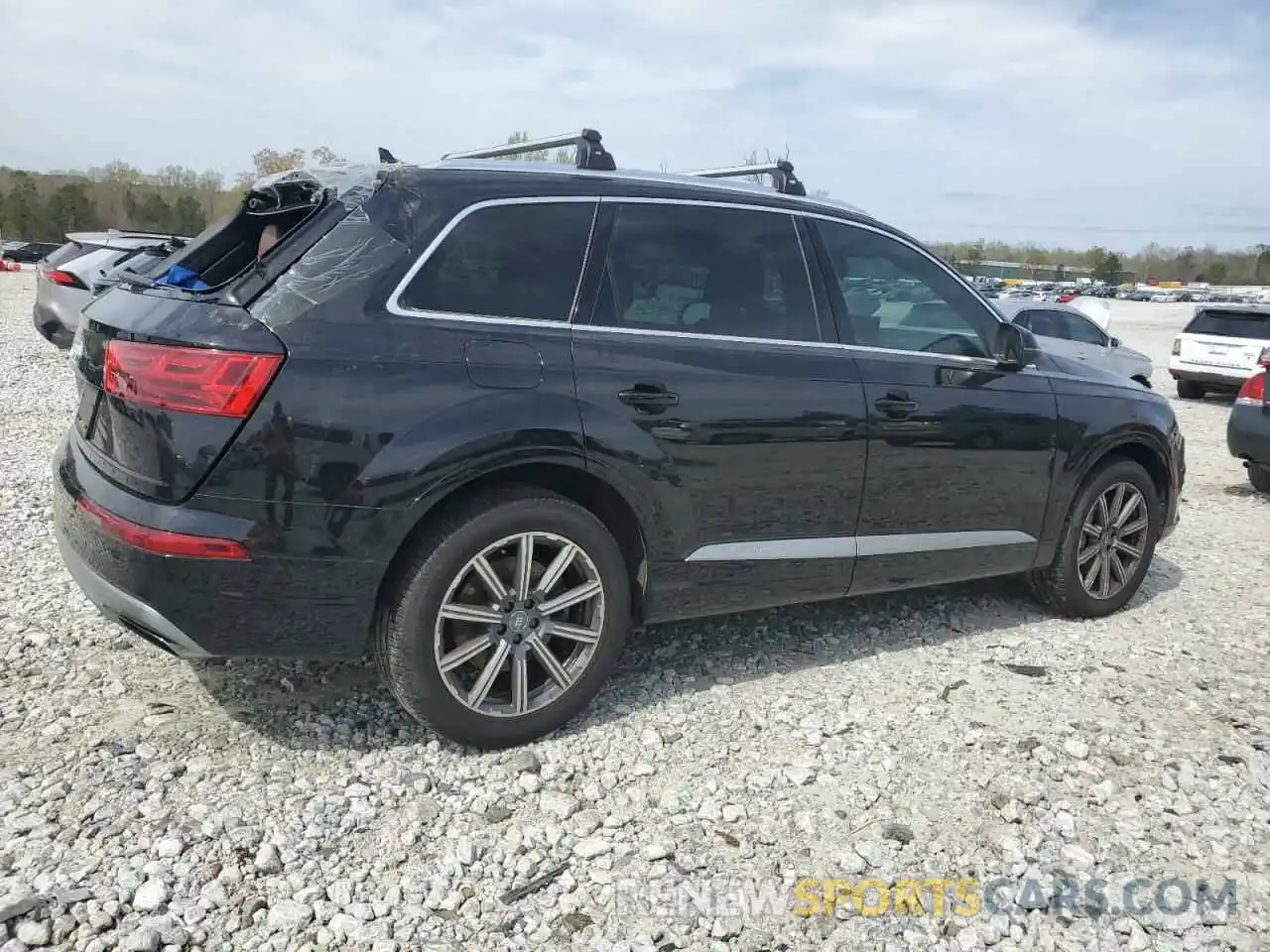 3 Photograph of a damaged car WA1LAAF70KD007296 AUDI Q7 2019