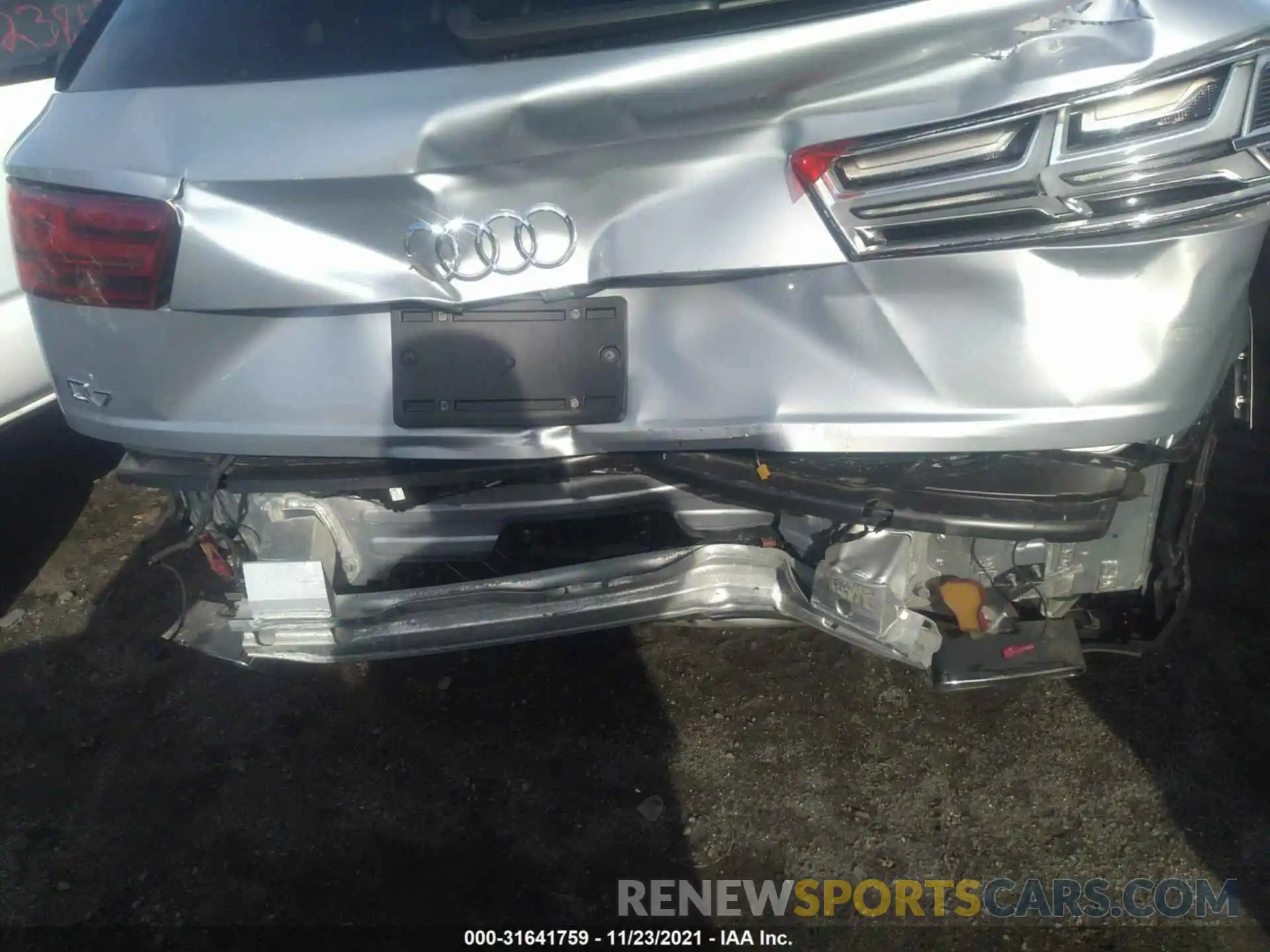 6 Photograph of a damaged car WA1LAAF70KD009484 AUDI Q7 2019