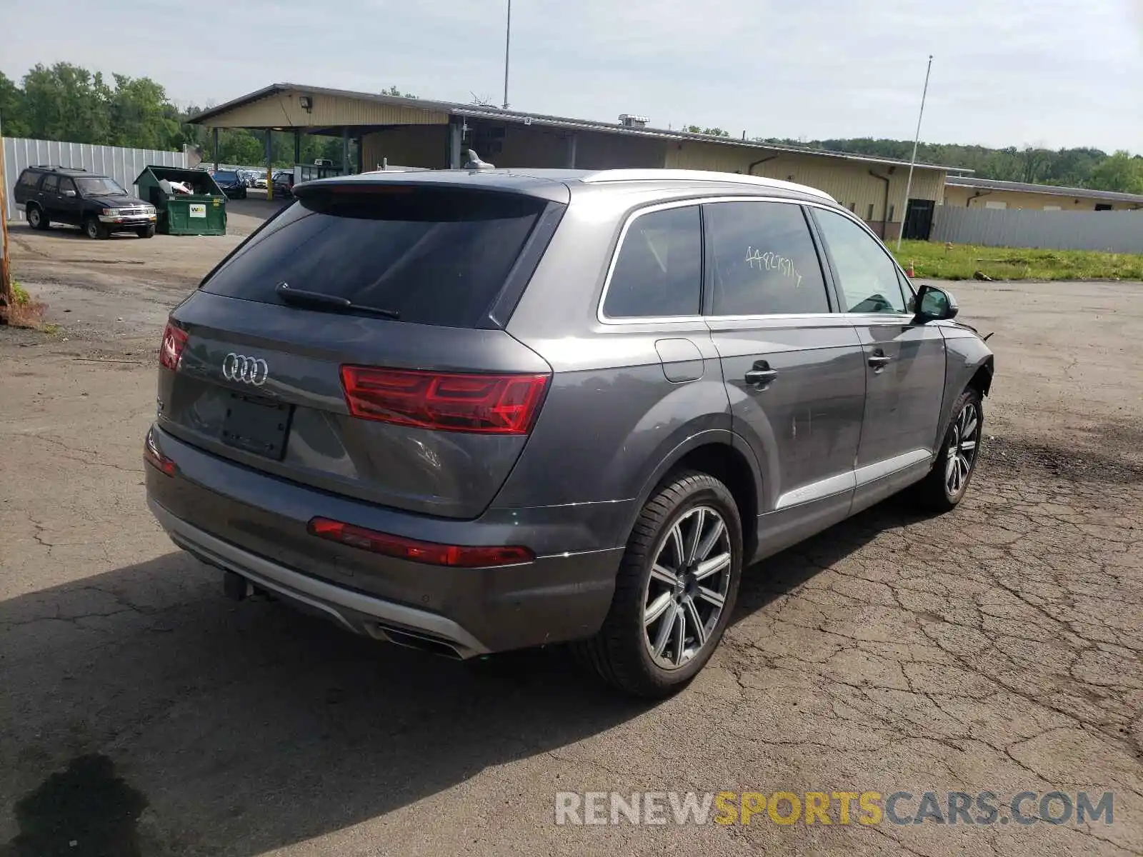 4 Photograph of a damaged car WA1LAAF70KD009887 AUDI Q7 2019