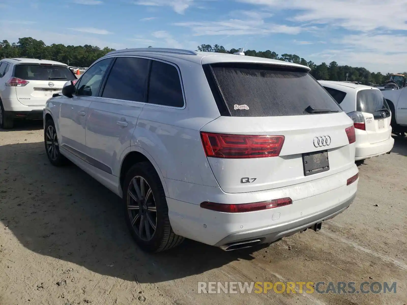 3 Photograph of a damaged car WA1LAAF70KD024289 AUDI Q7 2019