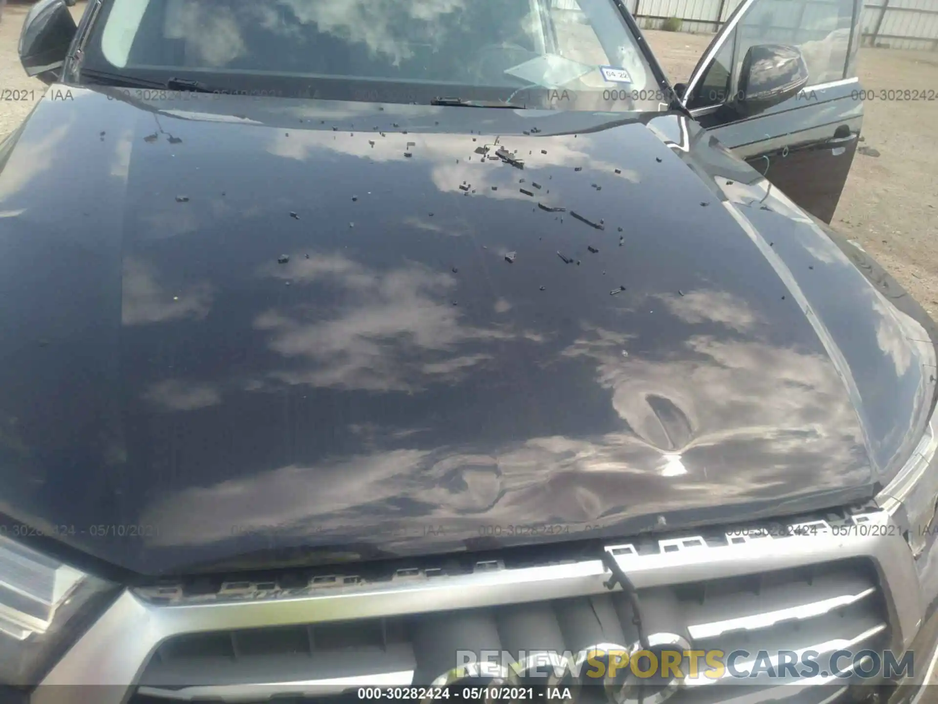 10 Photograph of a damaged car WA1LAAF70KD033686 AUDI Q7 2019