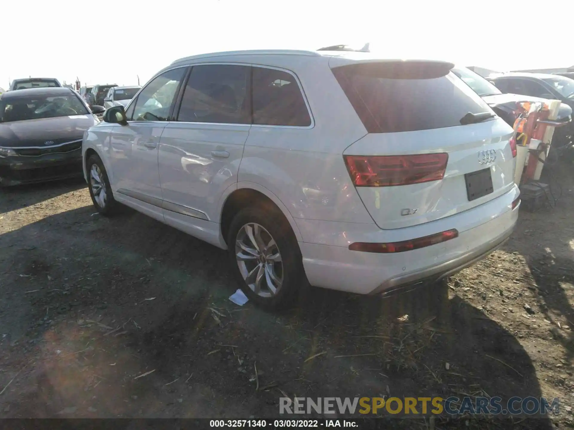 3 Фотография поврежденного автомобиля WA1LAAF70KD043098 AUDI Q7 2019