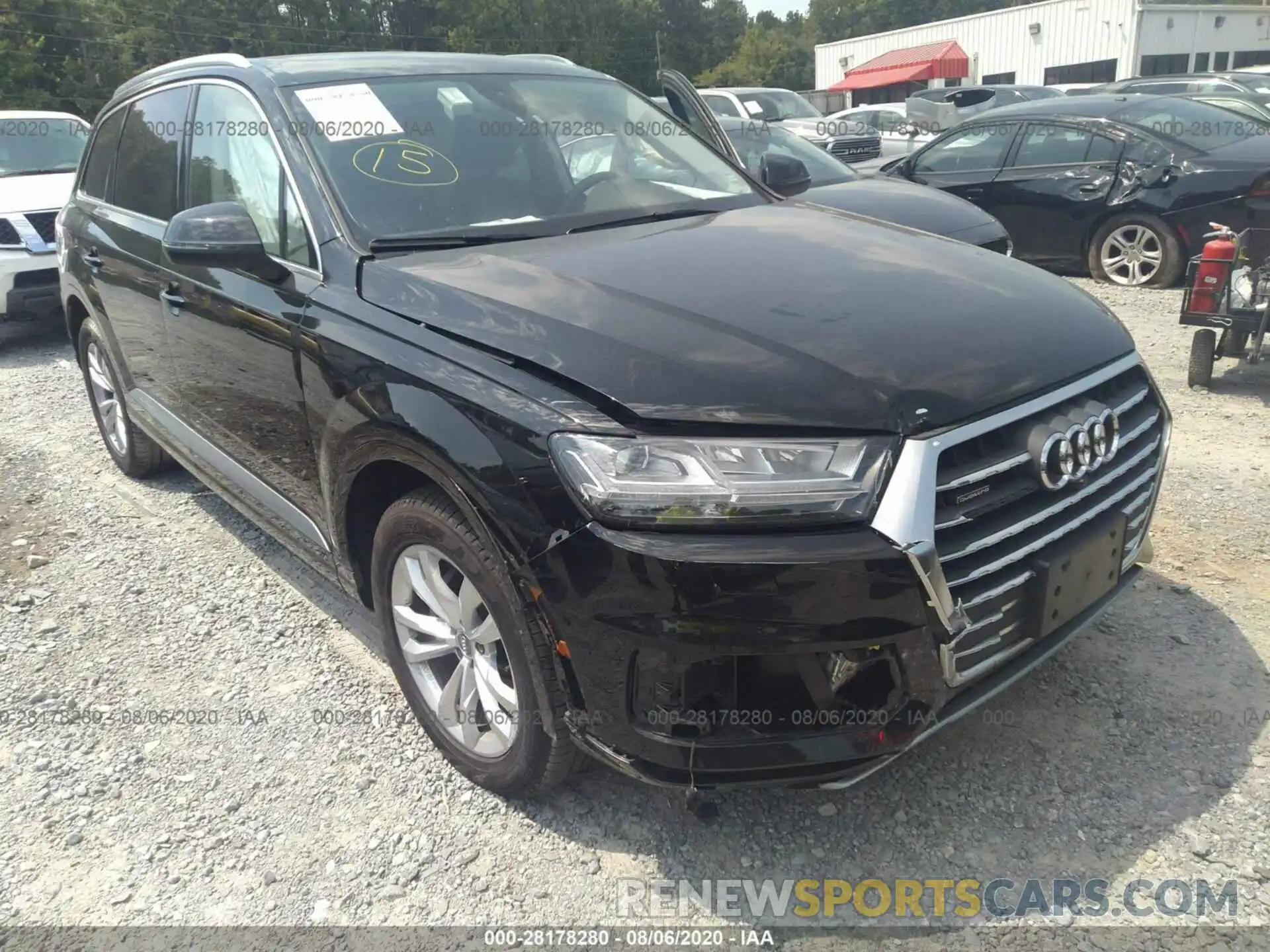 1 Photograph of a damaged car WA1LAAF70KD044378 AUDI Q7 2019