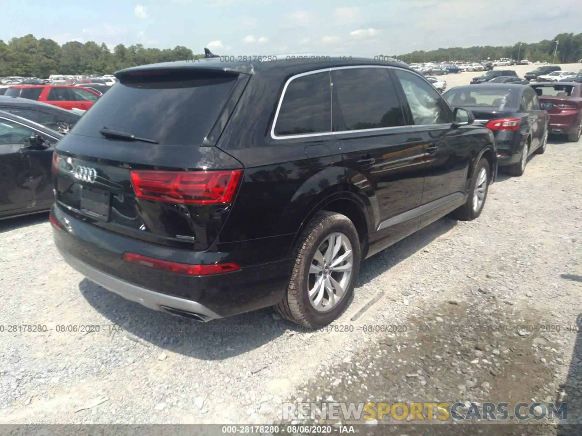 4 Фотография поврежденного автомобиля WA1LAAF70KD044378 AUDI Q7 2019