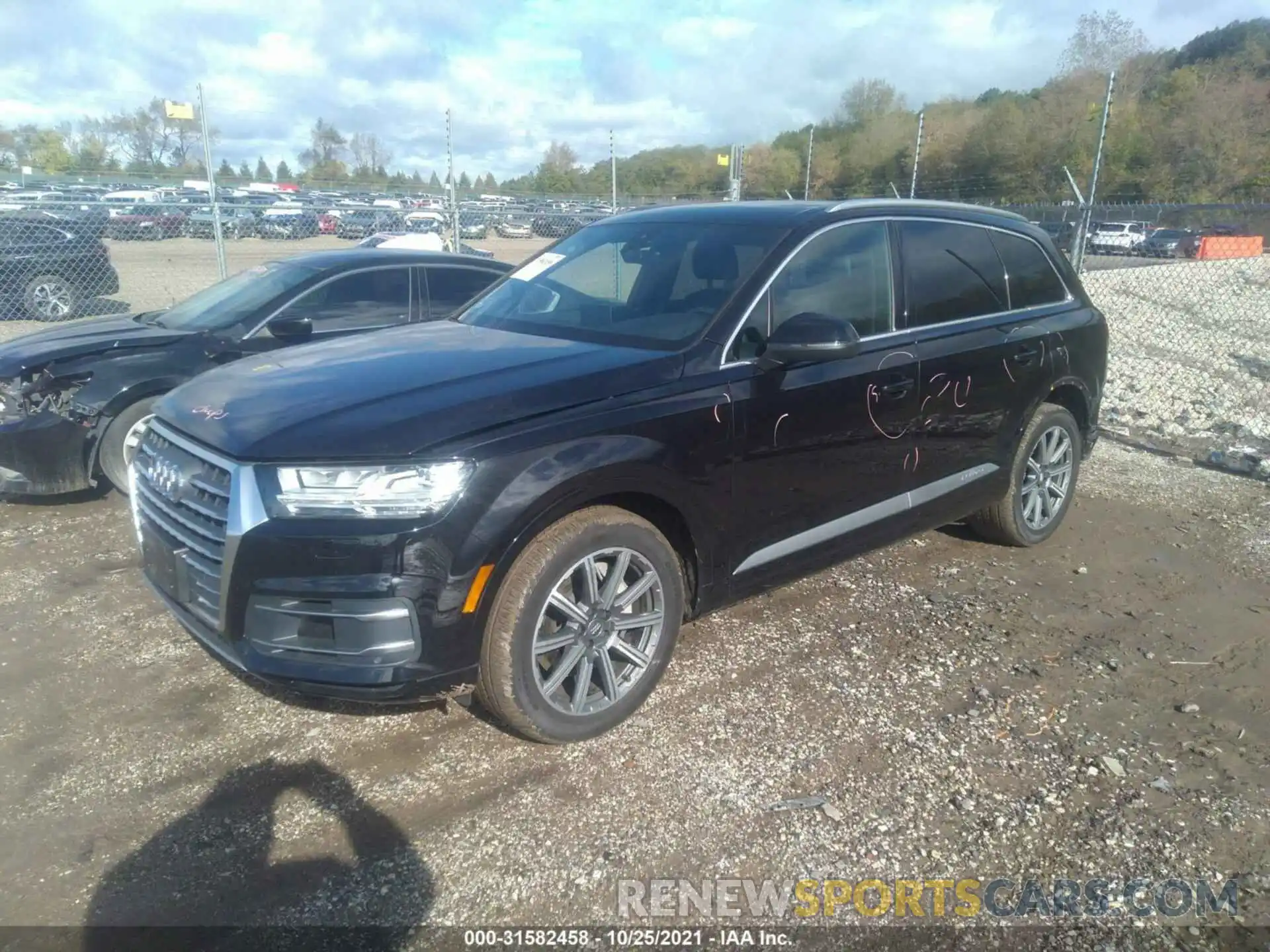 2 Photograph of a damaged car WA1LAAF70KD047930 AUDI Q7 2019