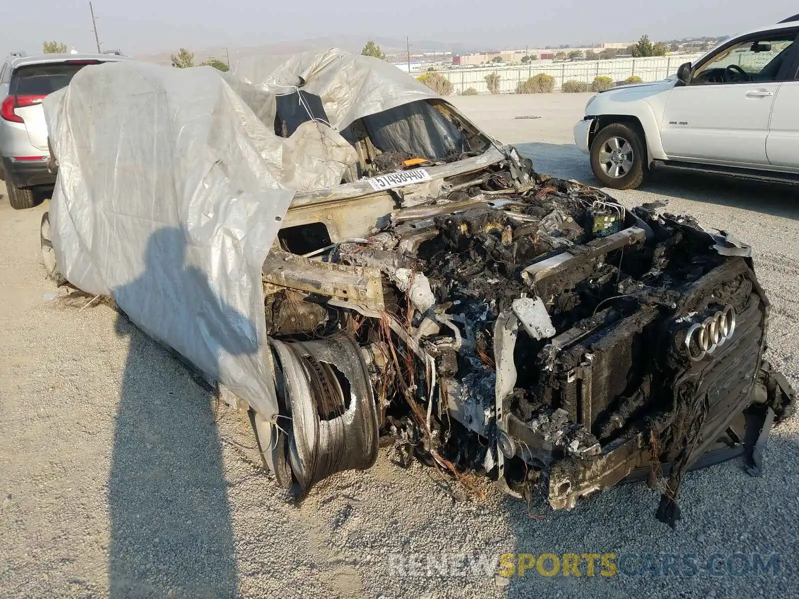 1 Photograph of a damaged car WA1LAAF70KD048351 AUDI Q7 2019