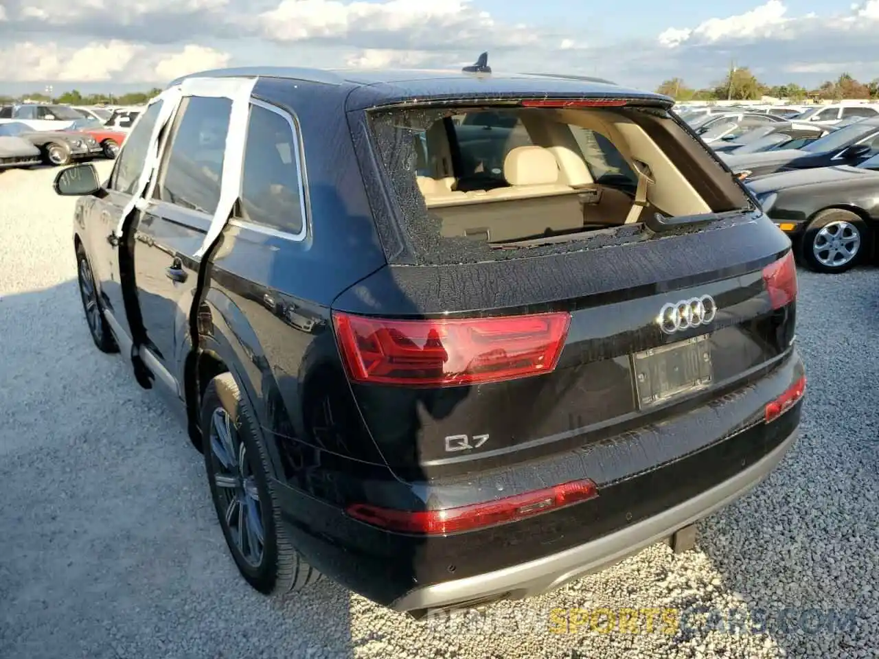 3 Фотография поврежденного автомобиля WA1LAAF70KD048396 AUDI Q7 2019