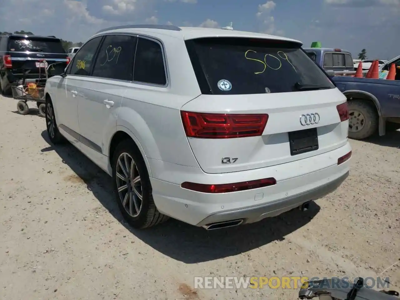 3 Photograph of a damaged car WA1LAAF70KD048849 AUDI Q7 2019