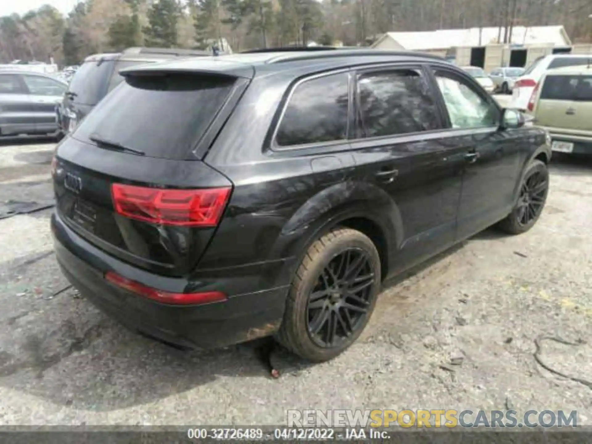 4 Фотография поврежденного автомобиля WA1LAAF71KD006450 AUDI Q7 2019