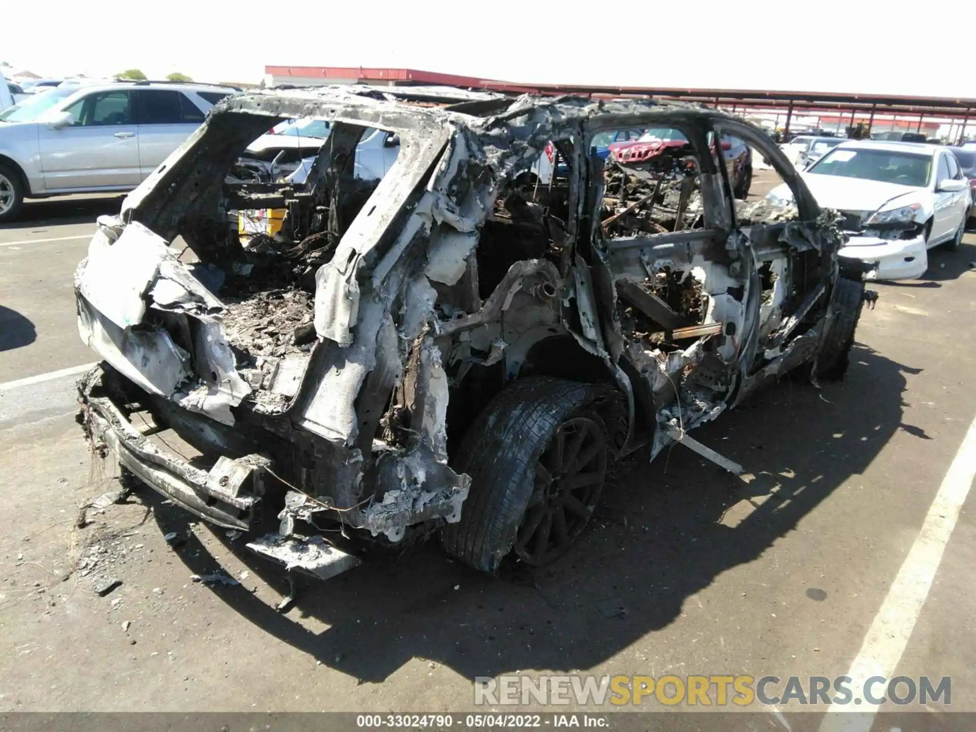 4 Photograph of a damaged car WA1LAAF71KD011048 AUDI Q7 2019