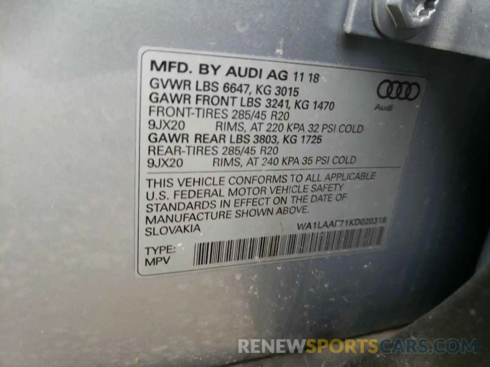 10 Photograph of a damaged car WA1LAAF71KD020316 AUDI Q7 2019