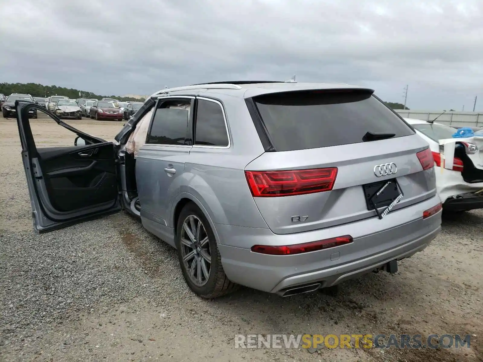 3 Фотография поврежденного автомобиля WA1LAAF71KD020316 AUDI Q7 2019