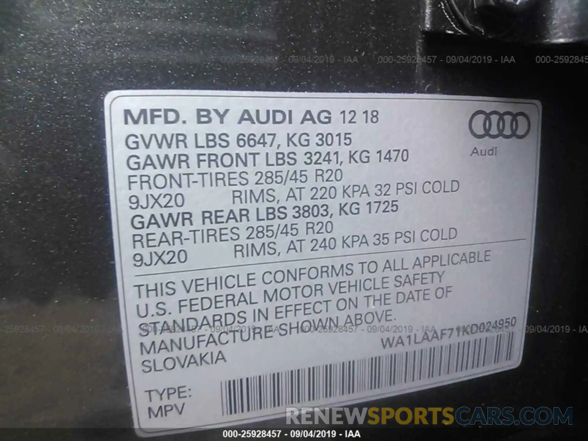 9 Photograph of a damaged car WA1LAAF71KD024950 AUDI Q7 2019