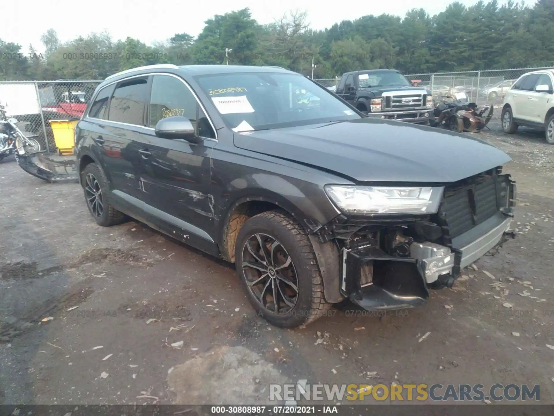 1 Фотография поврежденного автомобиля WA1LAAF71KD032885 AUDI Q7 2019