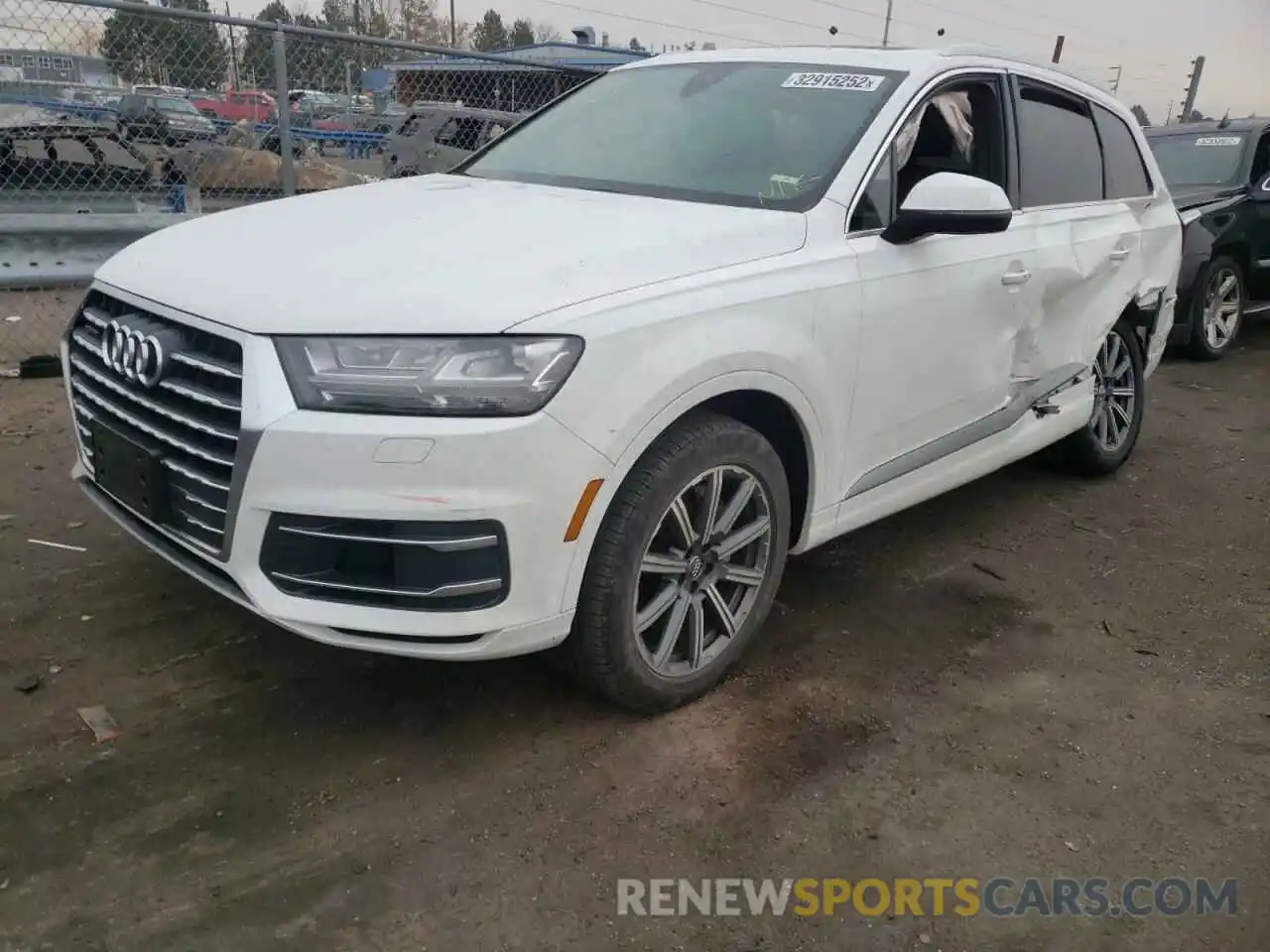 2 Фотография поврежденного автомобиля WA1LAAF71KD034247 AUDI Q7 2019