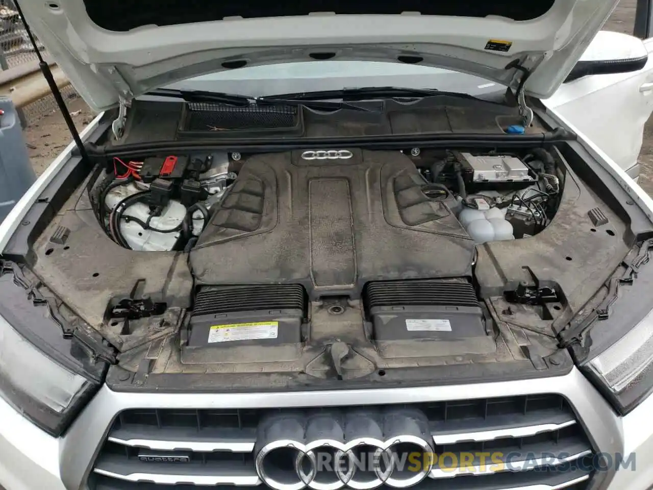 7 Photograph of a damaged car WA1LAAF71KD034247 AUDI Q7 2019