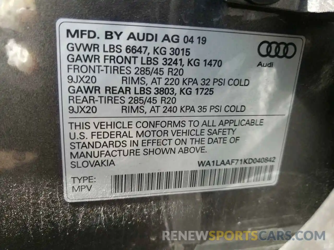 10 Photograph of a damaged car WA1LAAF71KD040842 AUDI Q7 2019