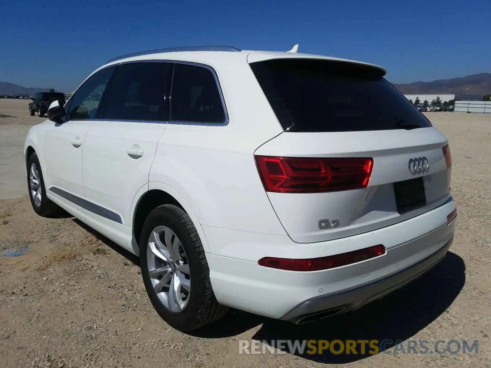 3 Photograph of a damaged car WA1LAAF71KD042879 AUDI Q7 2019