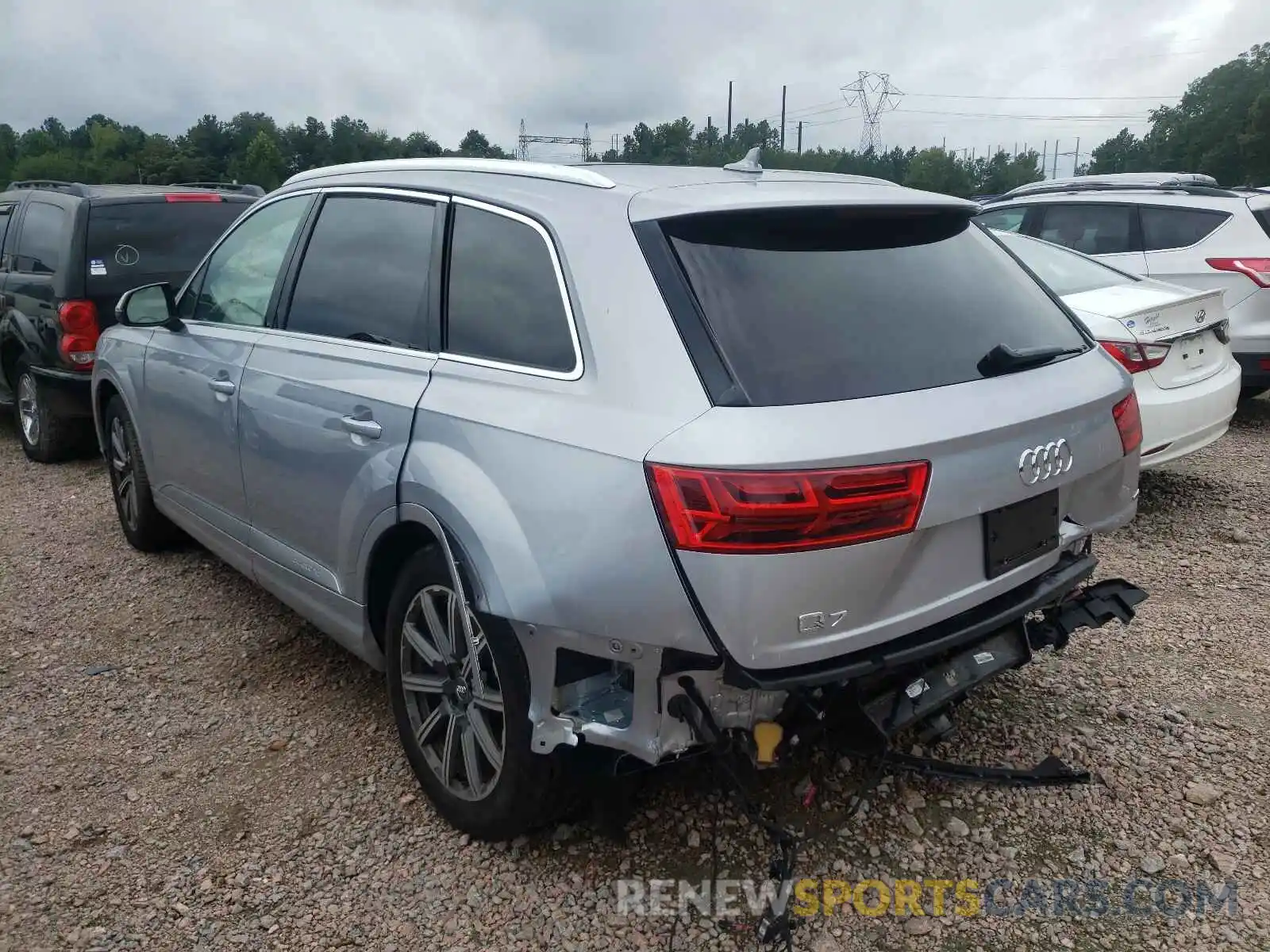 3 Photograph of a damaged car WA1LAAF71KD049301 AUDI Q7 2019