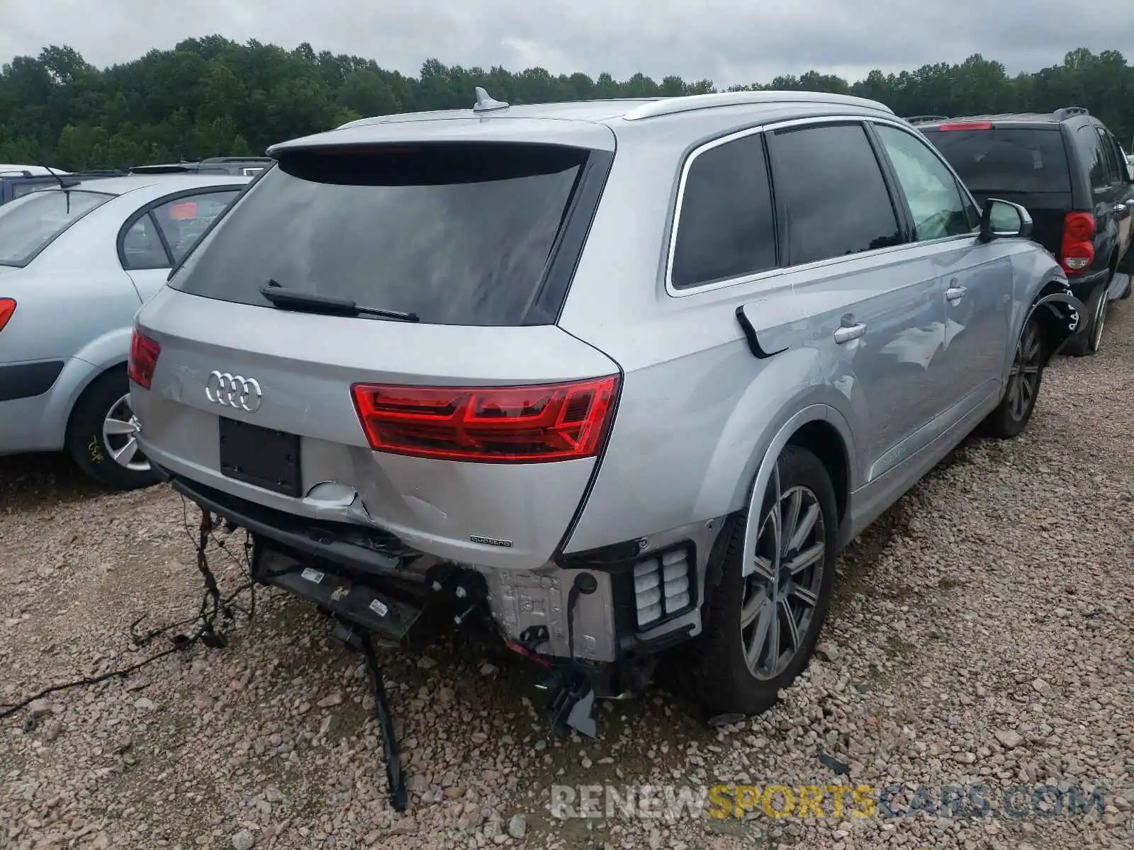 4 Фотография поврежденного автомобиля WA1LAAF71KD049301 AUDI Q7 2019