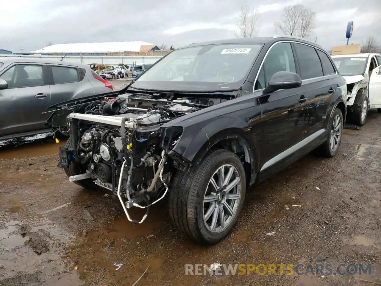 2 Photograph of a damaged car WA1LAAF72KD001595 AUDI Q7 2019