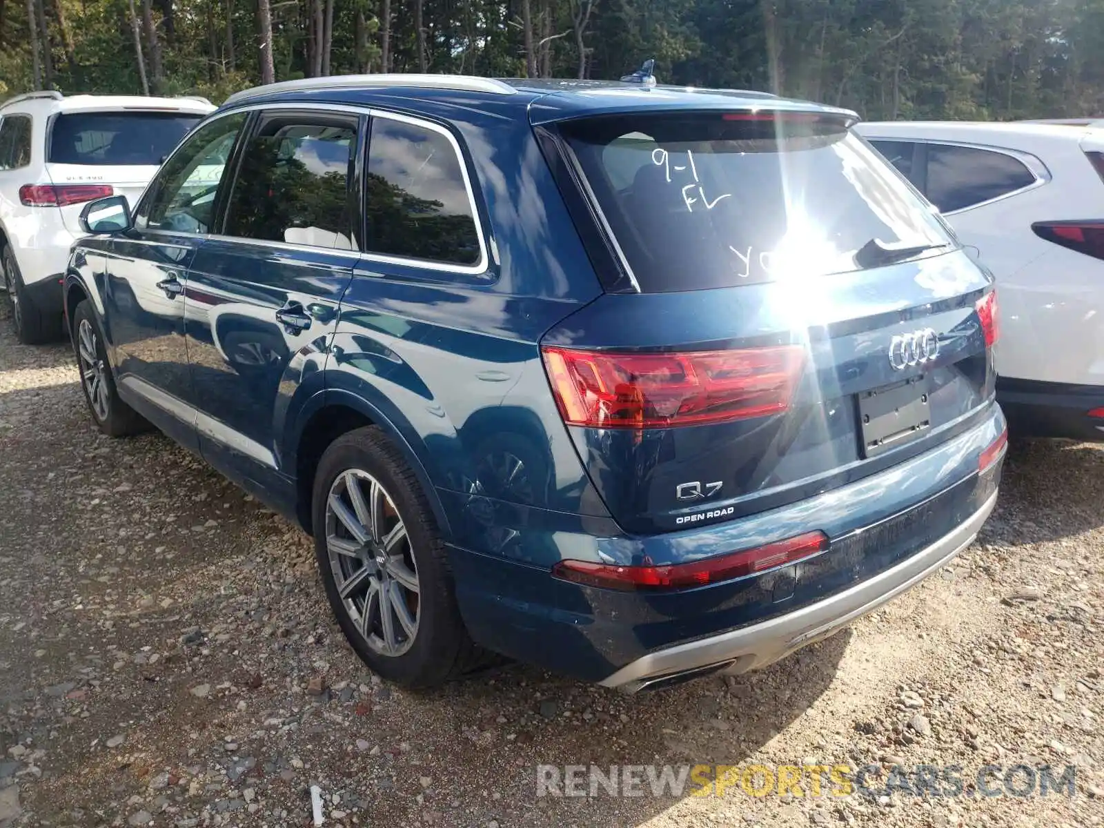 3 Фотография поврежденного автомобиля WA1LAAF72KD002035 AUDI Q7 2019