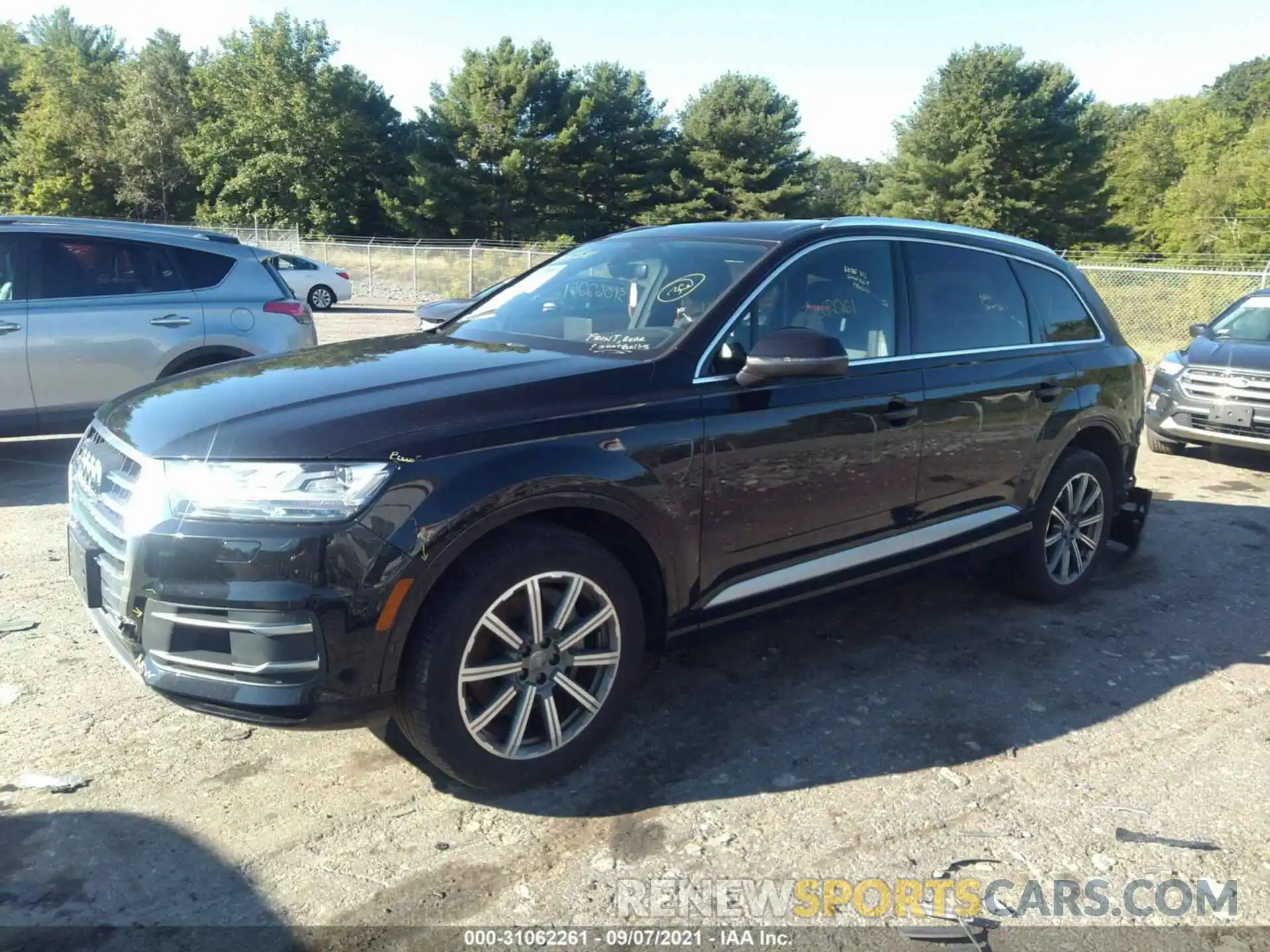 2 Photograph of a damaged car WA1LAAF72KD003119 AUDI Q7 2019