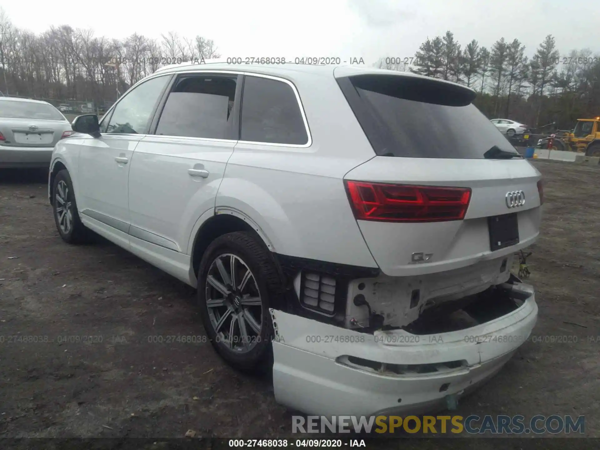 3 Photograph of a damaged car WA1LAAF72KD004965 AUDI Q7 2019