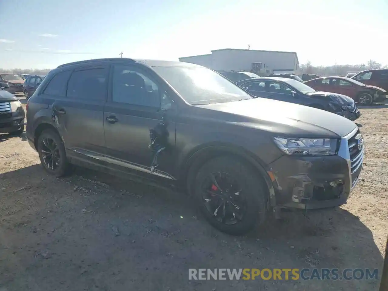 4 Photograph of a damaged car WA1LAAF72KD006022 AUDI Q7 2019